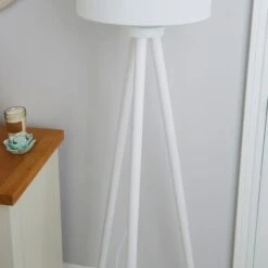 Dunelm Jandia Wooden Tripod White Floor Lamp -Lighting Heaven 1000158529 alt02