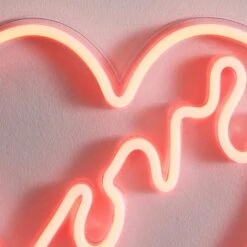 Dunelm Love Heart Neon Sign -Lighting Heaven 30767721 alt02