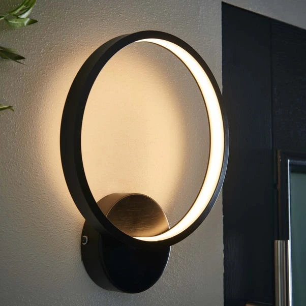 Vogue Lighting Vogue Kali Outdoor Wall Light 8 Vogue Lighting Vogue Kali Outdoor Wall Light - Image 6