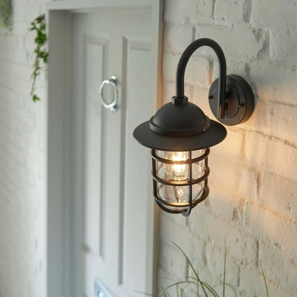 Vogue Lighting Vogue Felix Outdoor Wall Light 5 Vogue Lighting Vogue Felix Outdoor Wall Light - Image 3