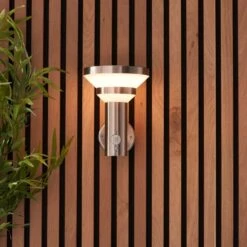 Vogue Lighting Vogue Leif Outdoor Solar PIR Wall Light -Lighting Heaven 30789771 alt03
